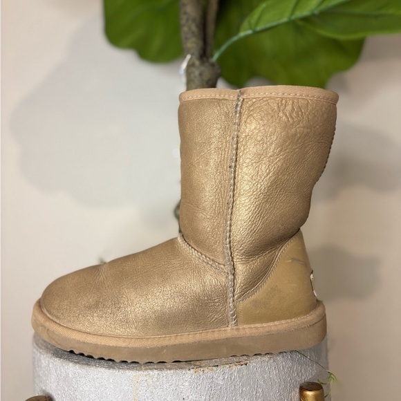 UGG Classic Short Metallic Gold Boots - Picture 1 of 8